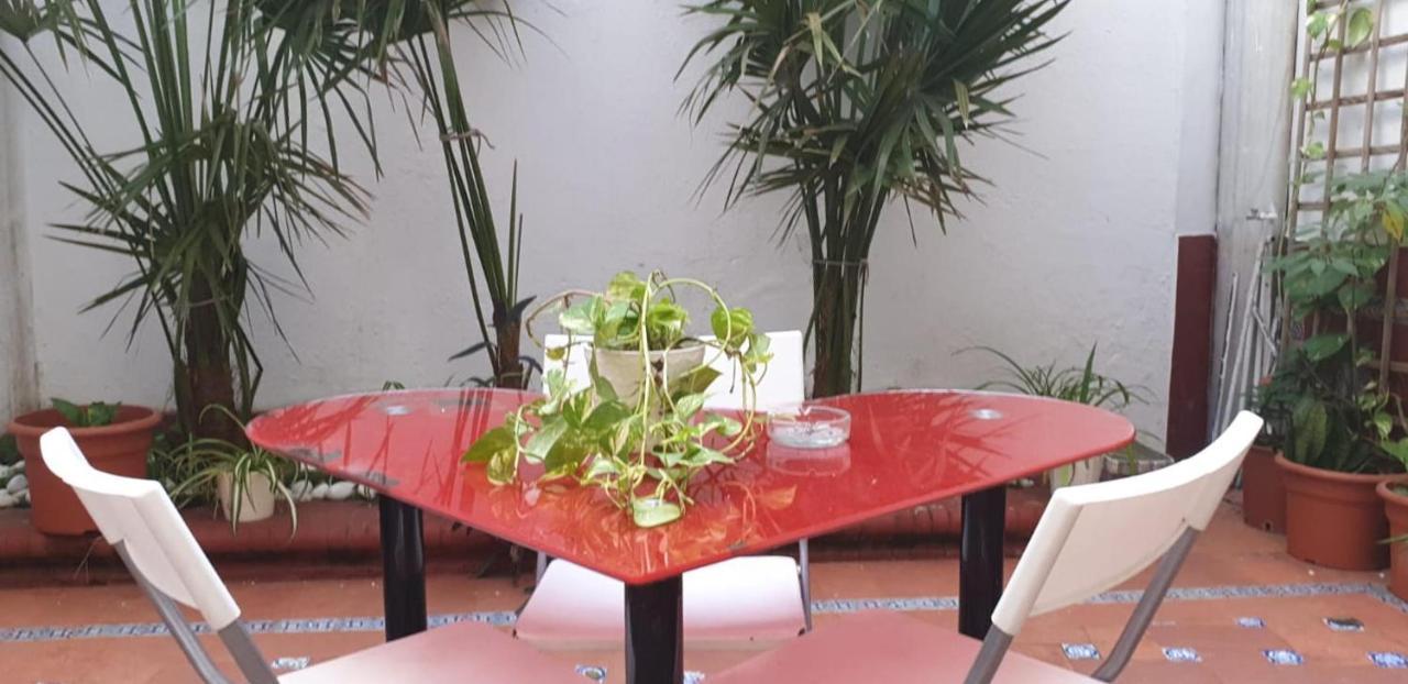 セビリア Residencia Viriatoホステル エクステリア 写真