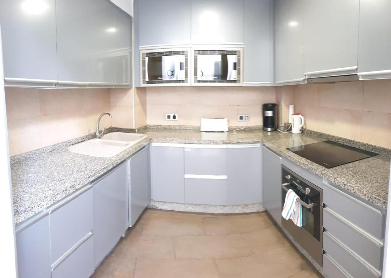 セビリア Residencia Viriatoホステル エクステリア 写真